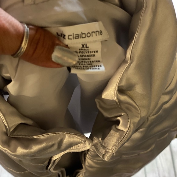 Liz Claiborne Metallic Silver Puffer Vest - Picture 4 of 4